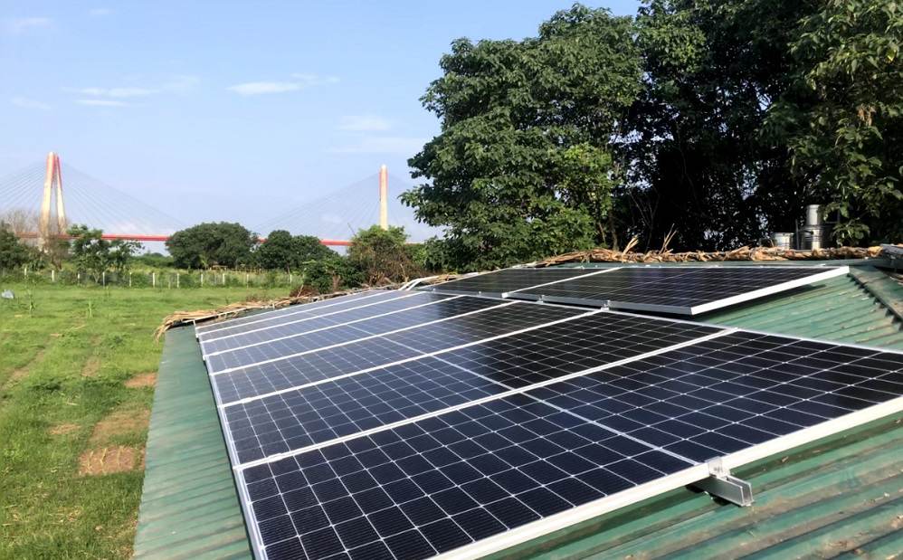 Lắp điện mặt trời độc lập 5kw tại đảo sông Hồng Hà Nội