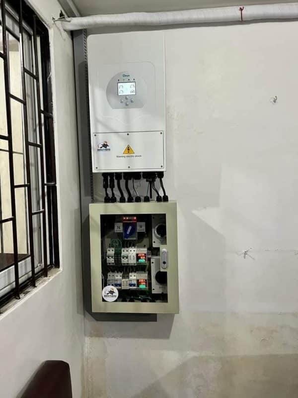 Biến tần hòa lưới có lưu trữ cao cấp Deye hybrid 5kw lắp đặt tại Quảng Yên Quảng Ninh