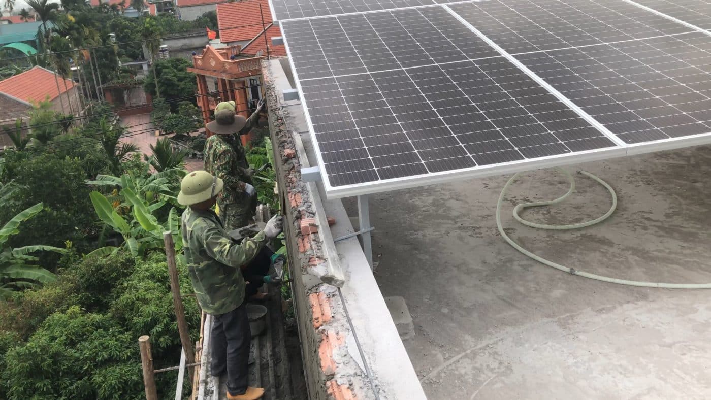 Hệ thống điện mặt trời hòa lưới có lưu trữ tại Đông Triều Quảng Ninh