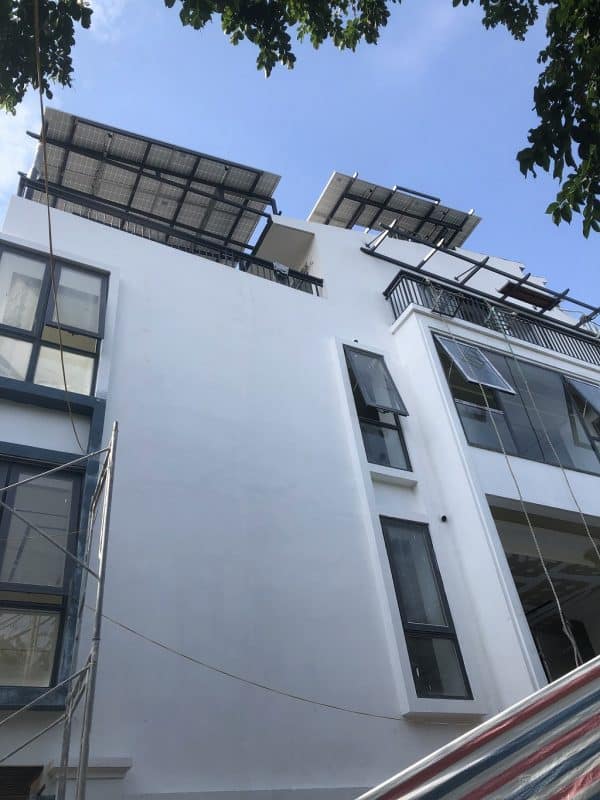 Lắp điện năng lượng mặt trời khi xây nhà mới
