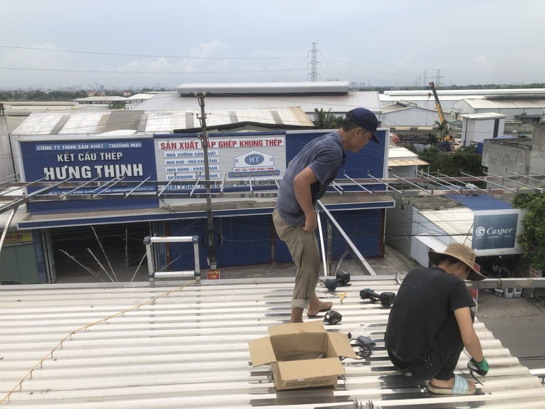 Lắp đặt tấm pin năng lượng mặt trời hệ thống 12kw lưu trữ 10 kwh tại Hồng Thái An Dương Hải Phòng