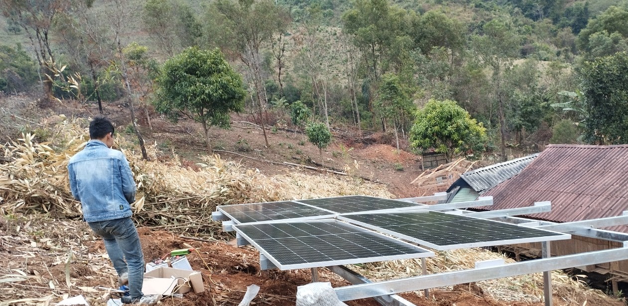 Điện mặt trời độc lập có lưu trữ 6kw tại Sơn La