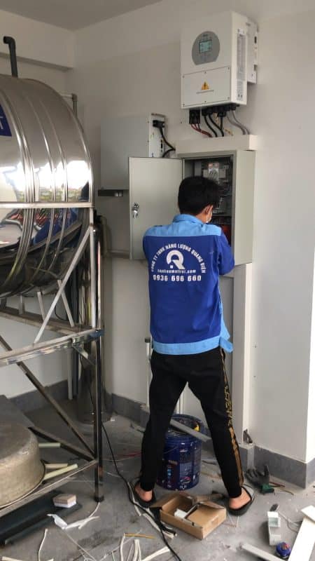 Liên tục lắp đặt hệ thống điện mặt trời có lưu trữ tại Hà Nội
