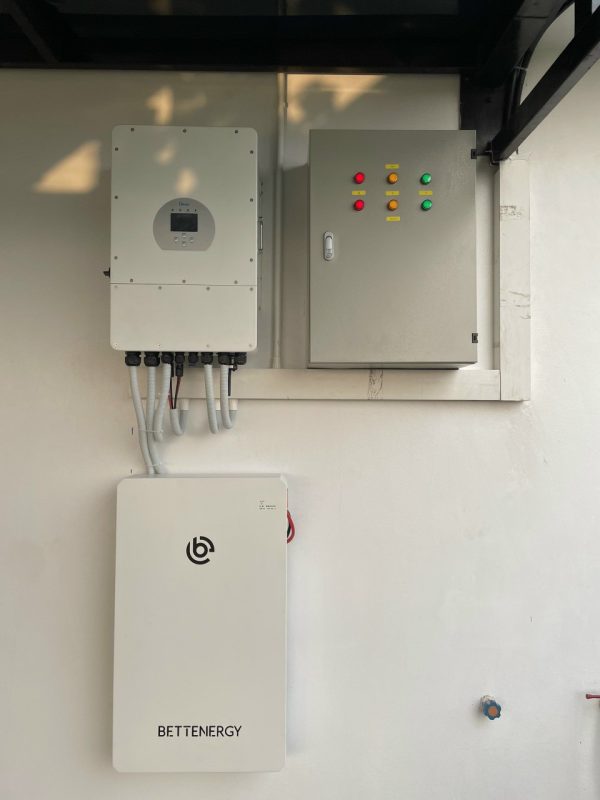 Hệ thống điện mặt trời 8kw lưu trữ 10kwh cao cấp