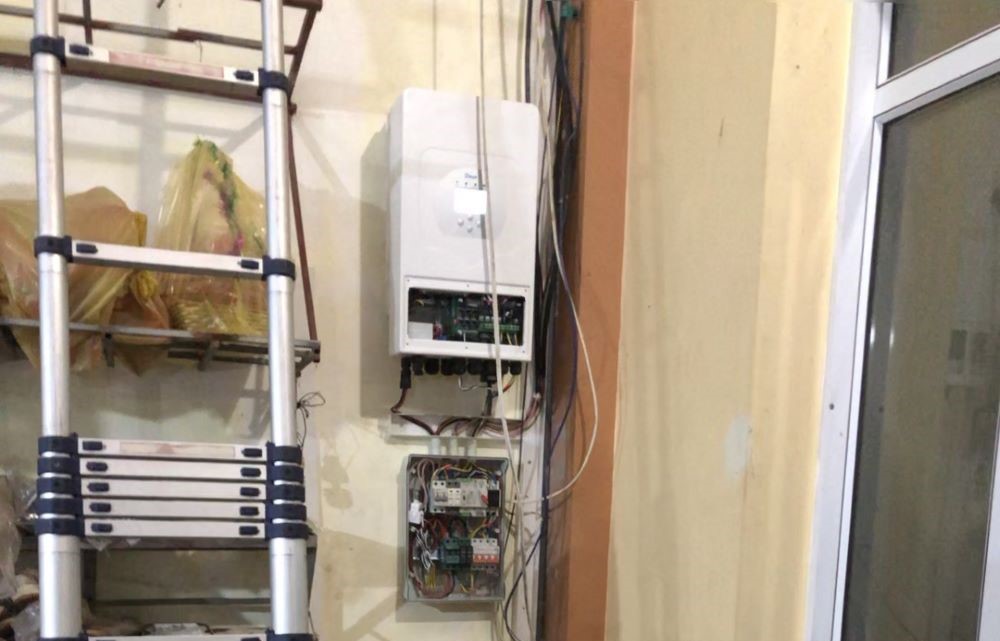 Hybrid Inverter