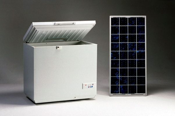 Cần bao nhiêu tấm pin mặt trời để chạy tủ lạnh?