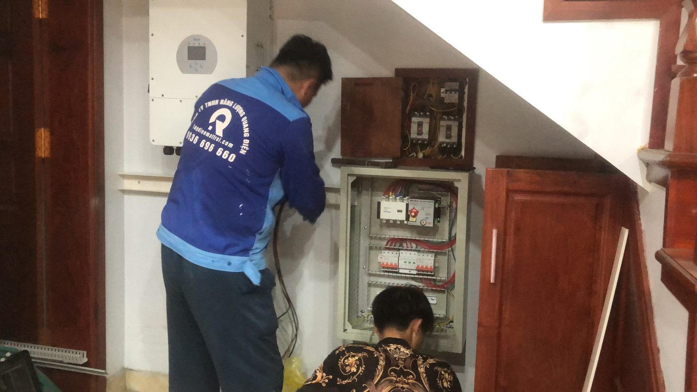 Hệ thống điện năng lượng mặt trời 11kw lưu trữ 10 kwh tại Hải An – Hải Phòng